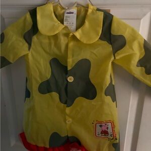 Peppa Pig muddy raincoat Halloween costume.